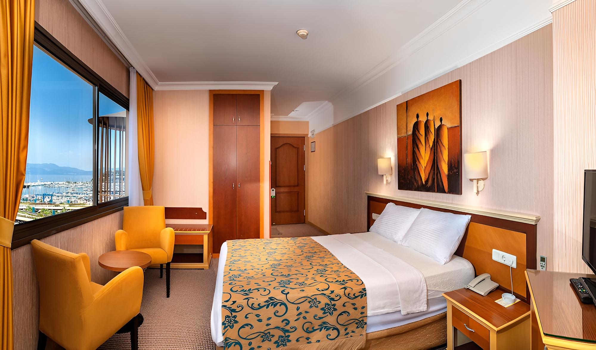 Palm Hotel