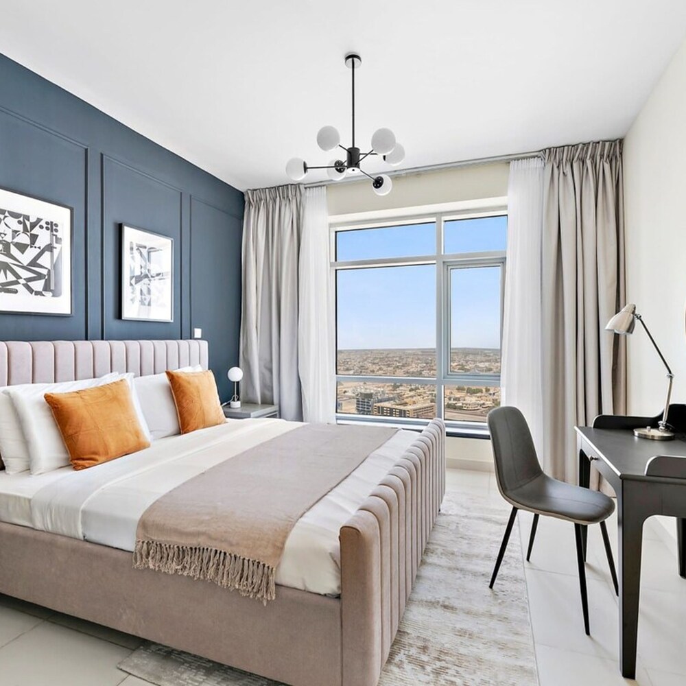 Silkhaus High Floor in Downtown Fully Furnished