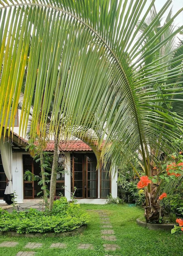 Mumbul Villa