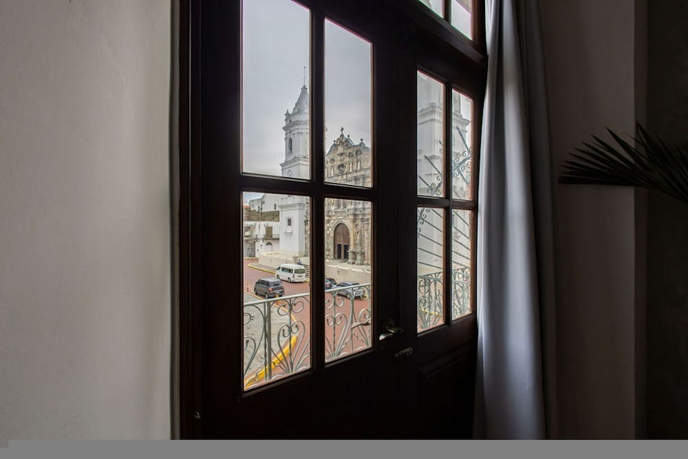 The Plaza Catedral Views by Acomodo Casco Viejo