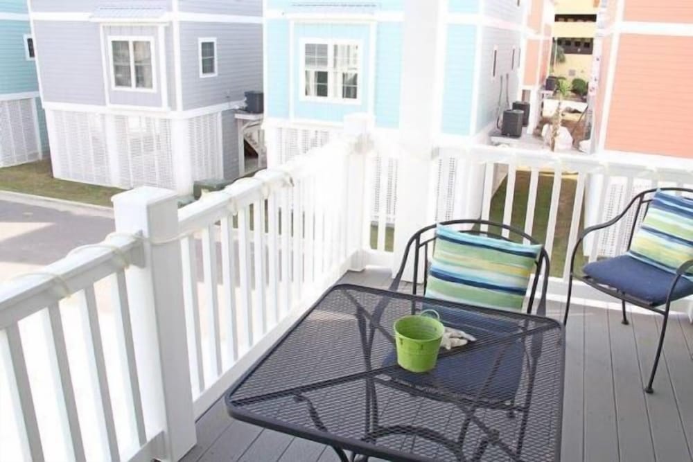 South Beach Cottages - 2701R Apartment 4