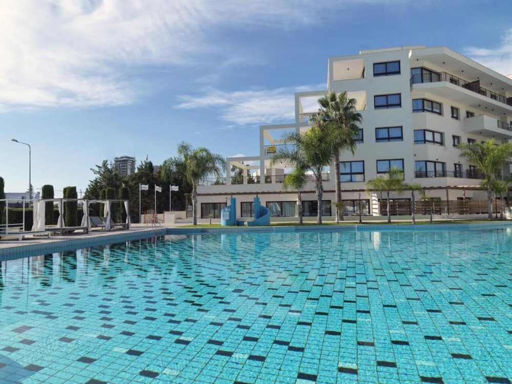 Zavos Aqua Park Club Apt