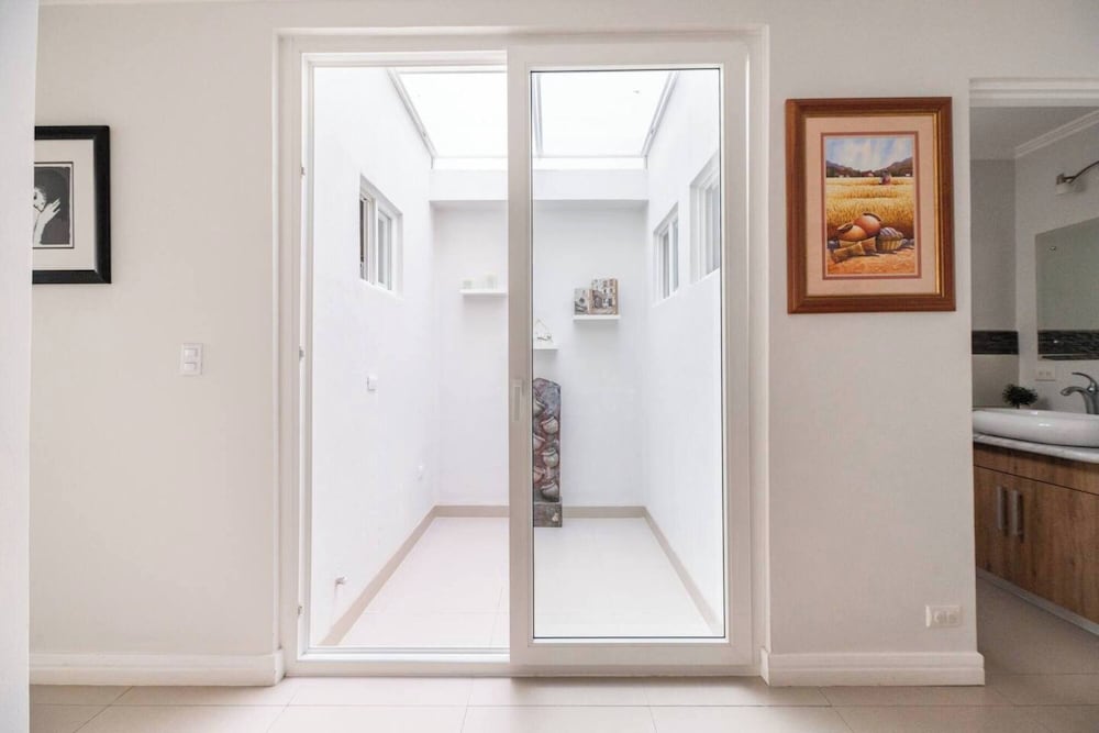 Beautiful Condo Just Steps From Avenida Escazu in an Unbeatable Location
