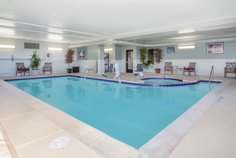 Green River Vacations - First Choice Inns at the Swell - Property Image 7