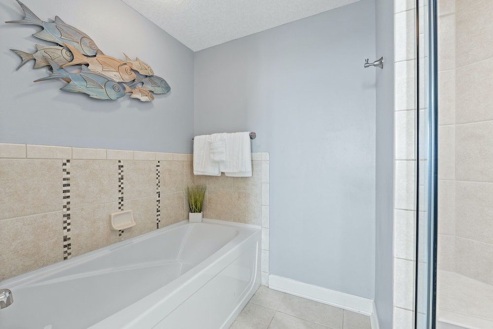 Grand Panama Beach Resort by Panhandle Getaways