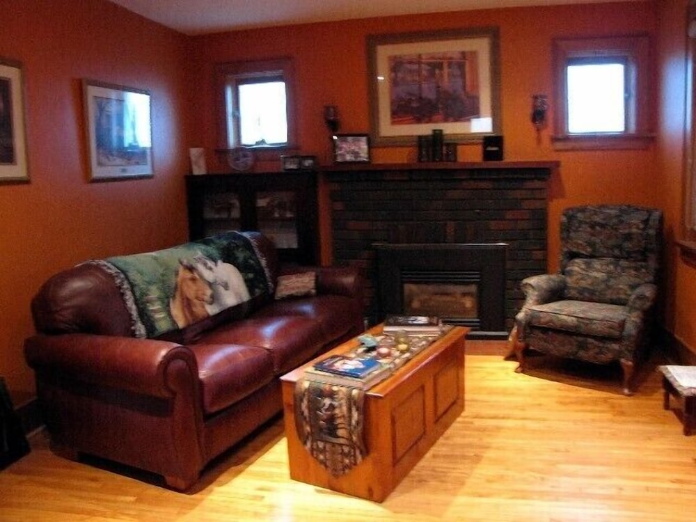 Susan's Sanctuary Bed & Breakfast