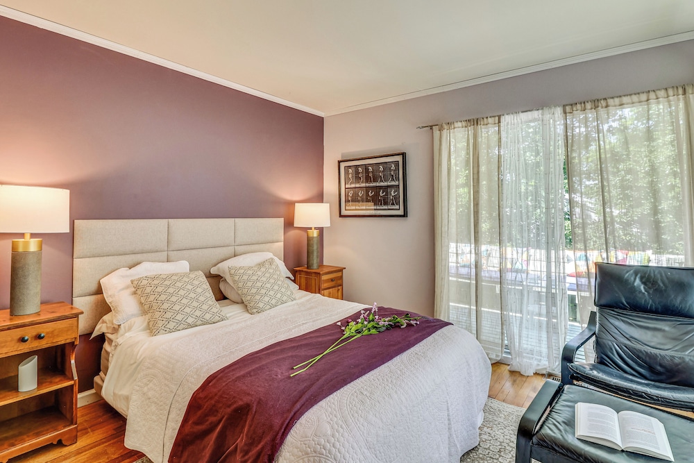 1 Mi to Campus: Princeton Home w/ Furnished Deck