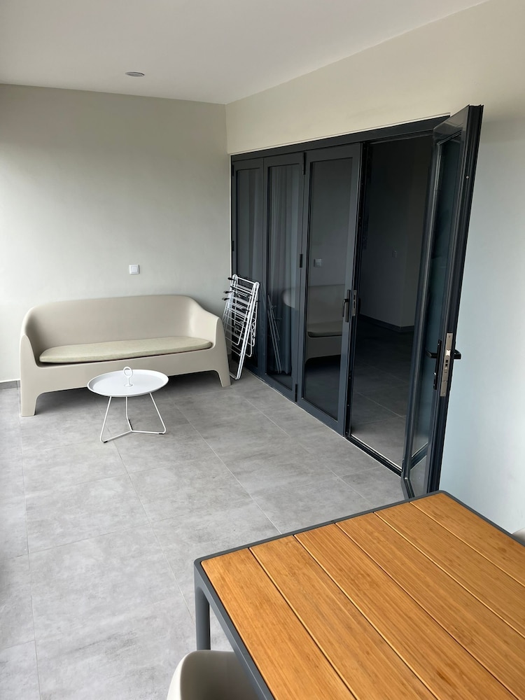 Apartment Serena, Mambo Beach