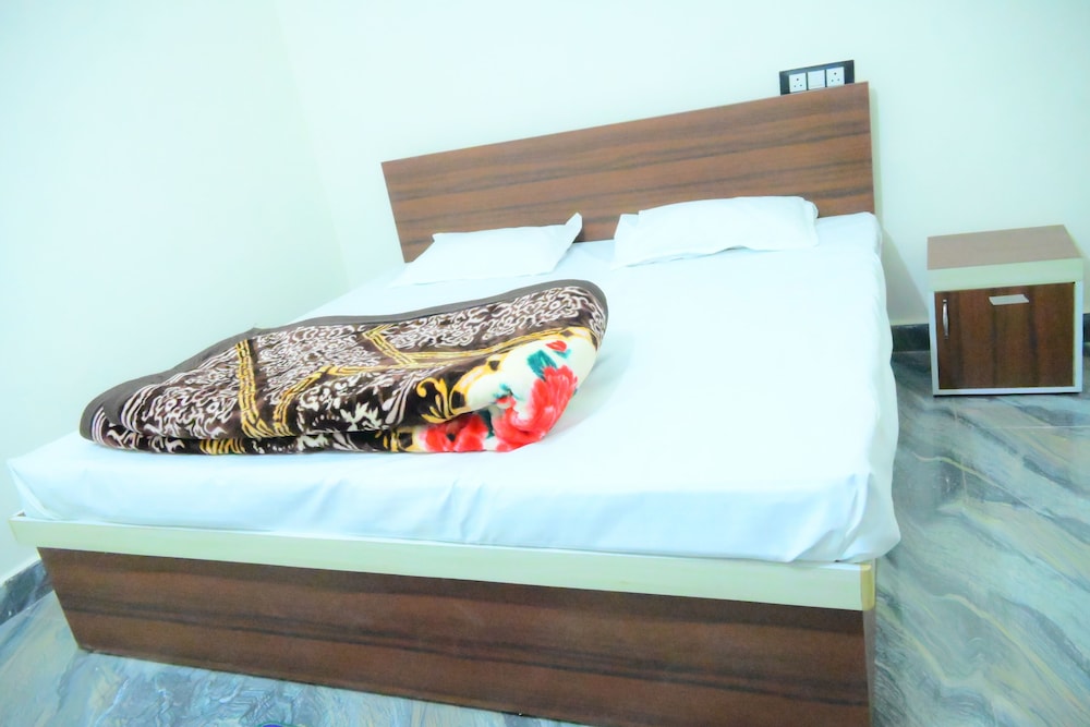 Shraddha Guest House