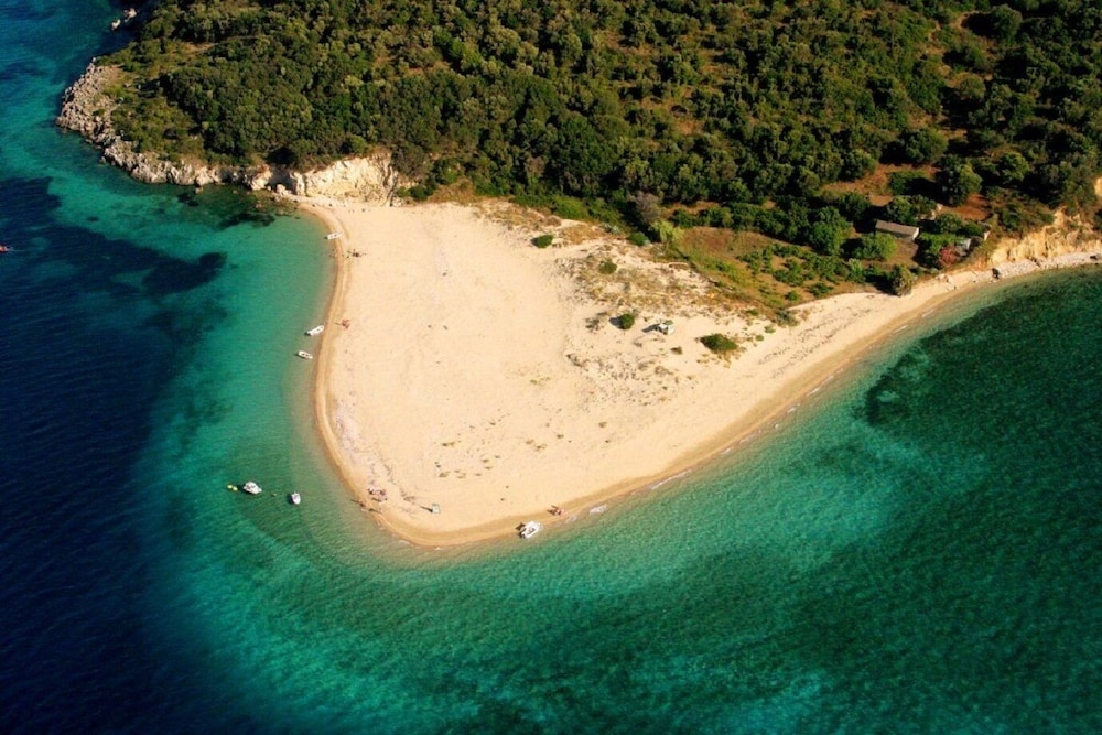Athenea Villas photo 3