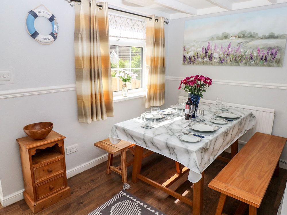 Woodview Cottage