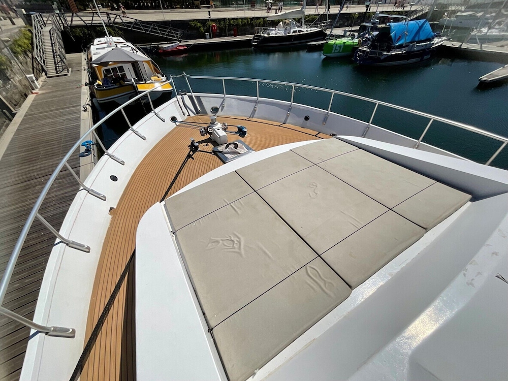 Luxury Yacht in La Rochelle With a Terrace