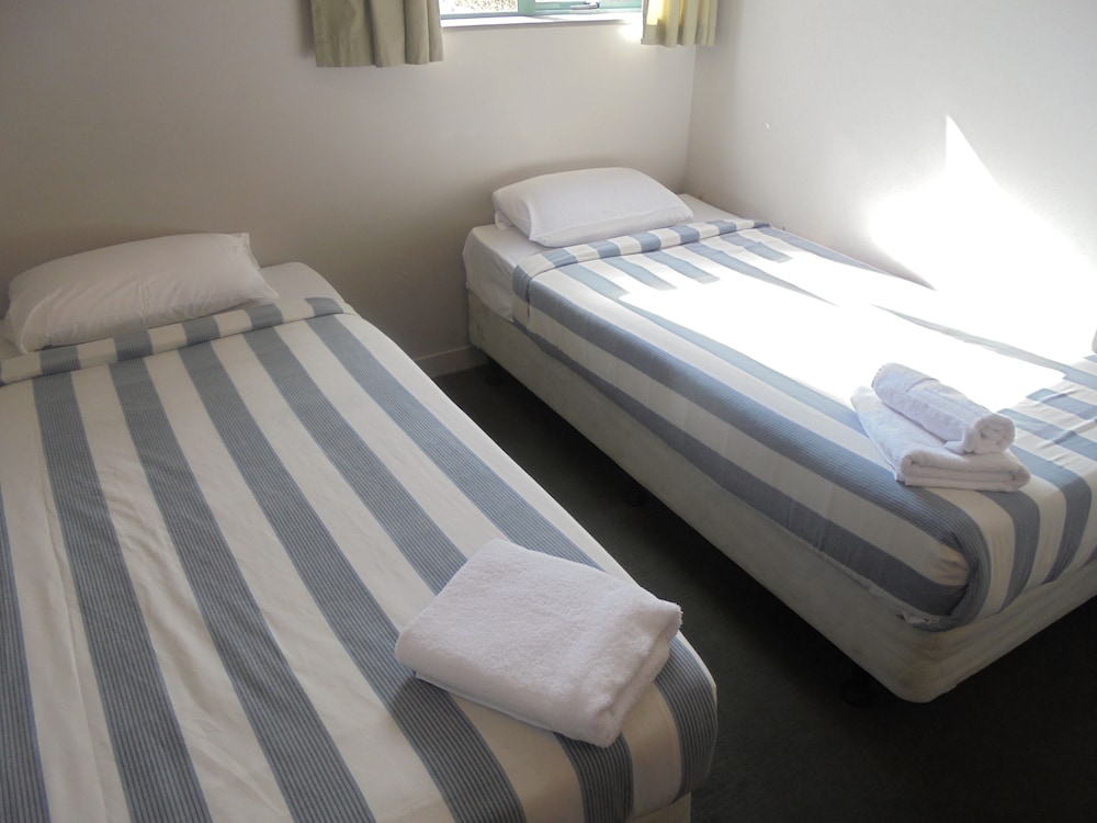 Utopian Motel Taupo - Hostel