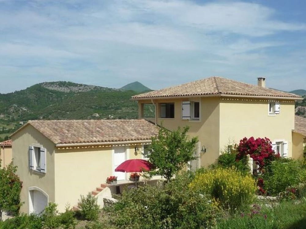 Apartment in Montbrun-les-bains Near Forest