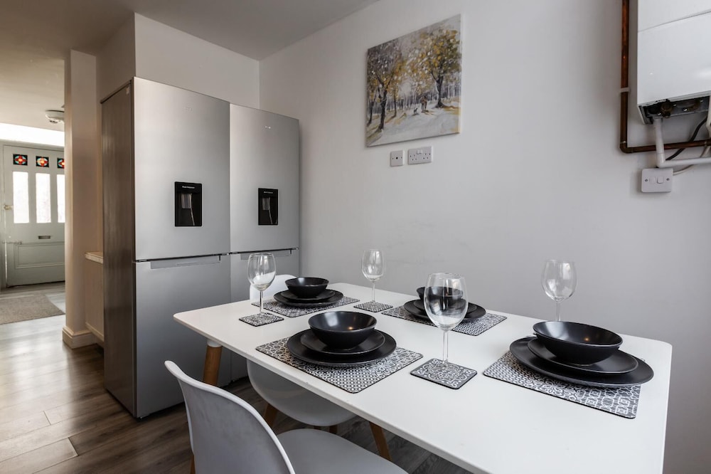 Pemberton House By Smart Corporate Stays