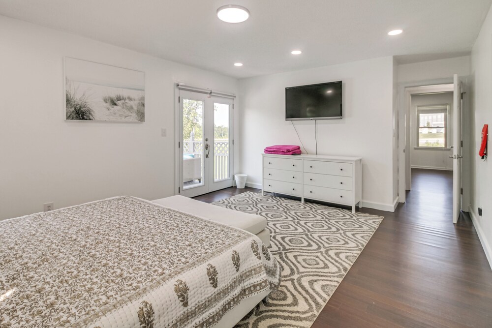 Spacious Home w/ Game Room, 2 Mi to Concord Mills!