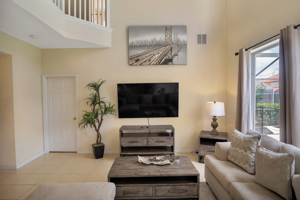 Enchanted 5BR Townhome Disney Fun Awaits