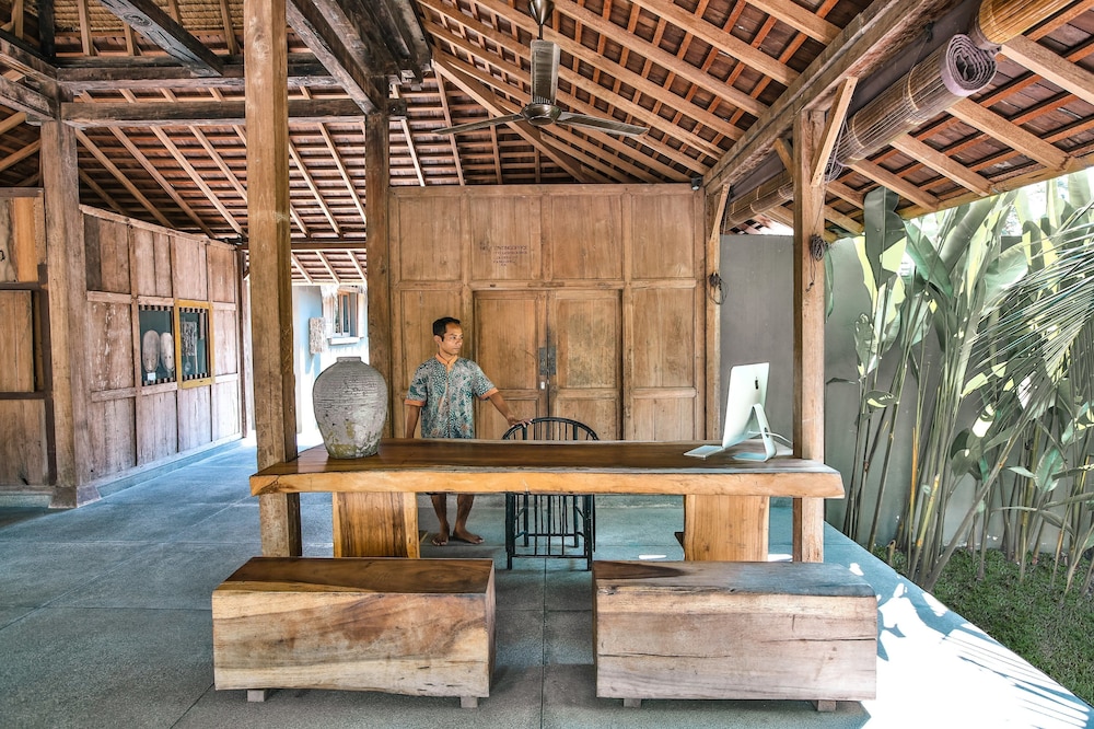Slow Private Pool Villas