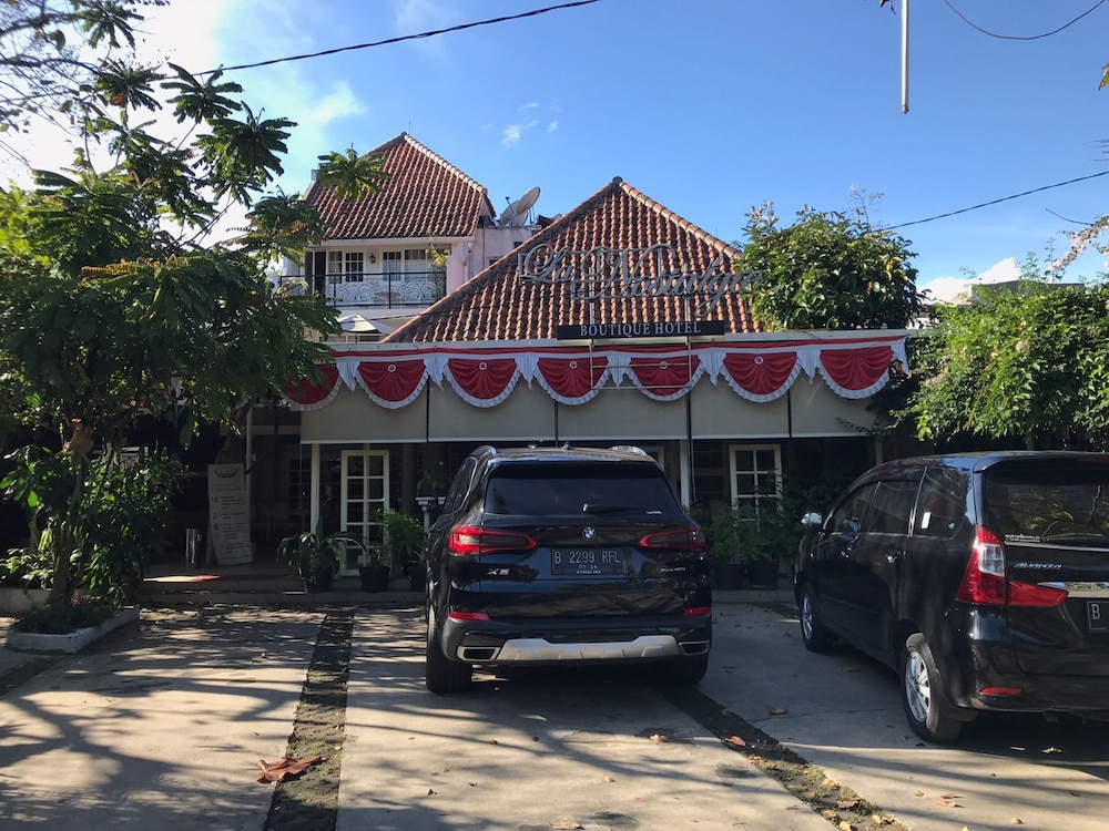 La Nostalgie Boutique Hotel