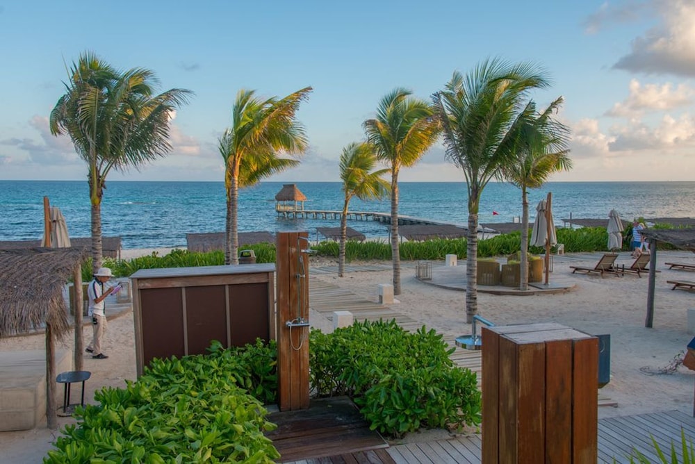 2BD Riviera Maya Ocean View w Luxurious Resort