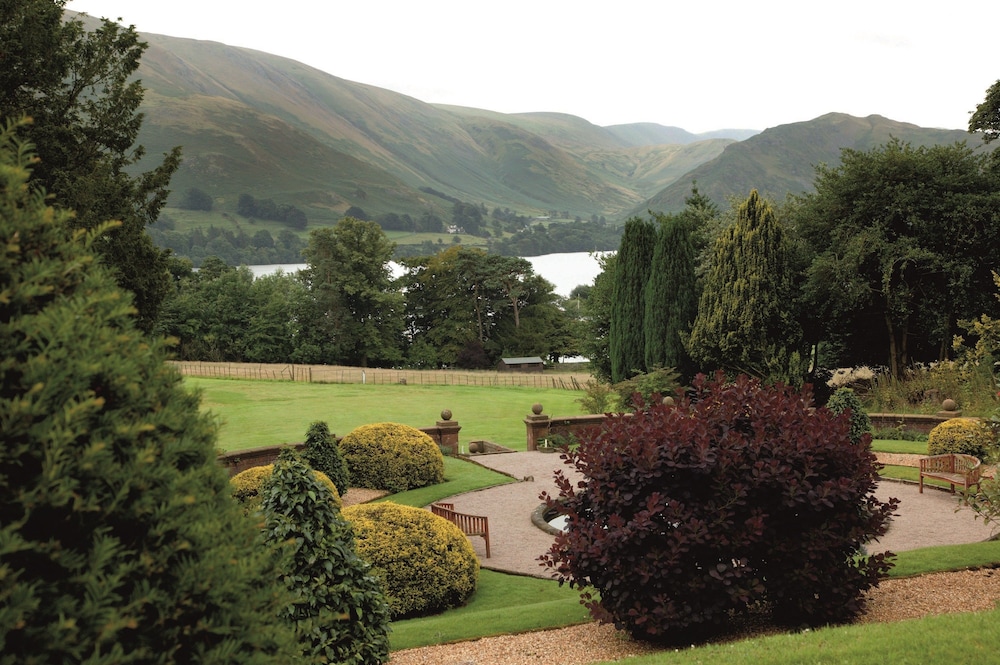 Penrith Vacations - Macdonald Leeming House - Property Image 31
