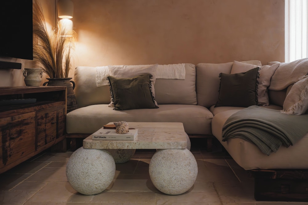 Serene 3BR Villa With Stylish Interiors, 2 Mins to
