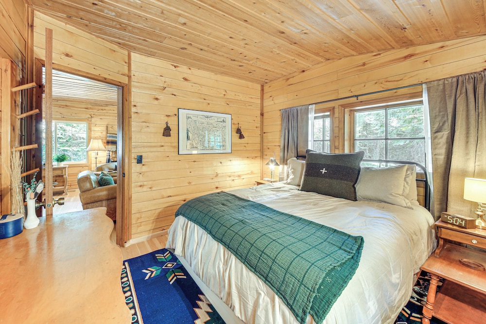 Riverside Cabin on 9 Acres in Montana
