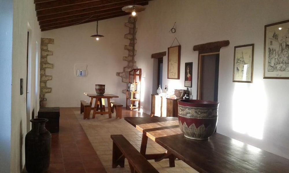 Mura Mura Country House