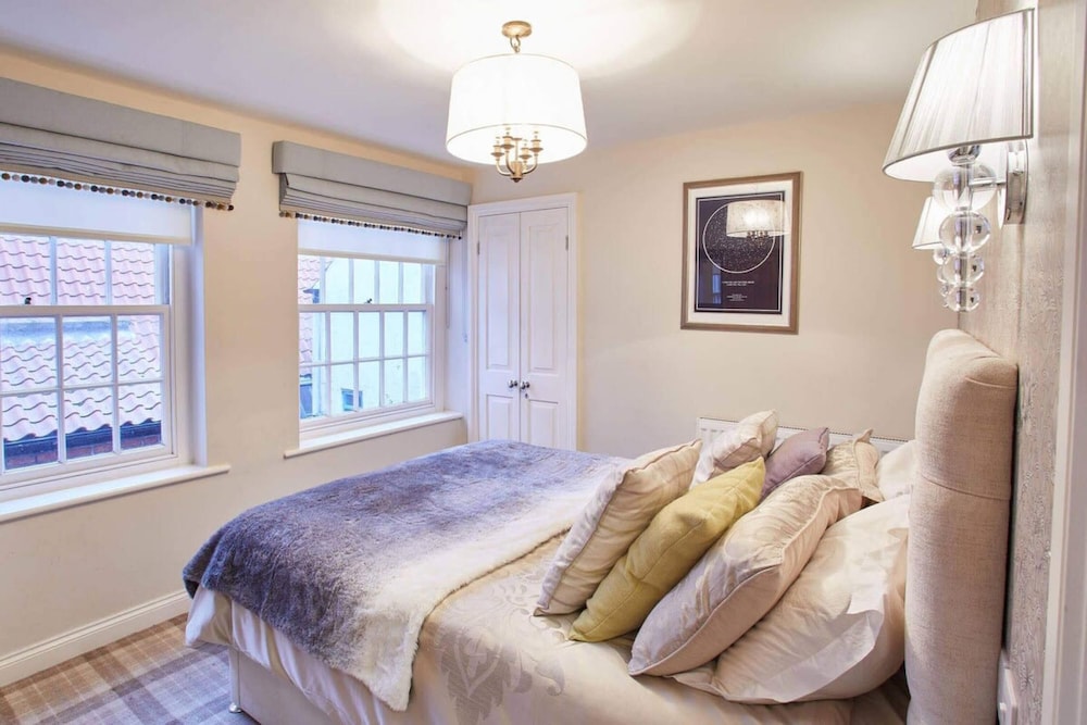 Host Stay Spyglass 1708