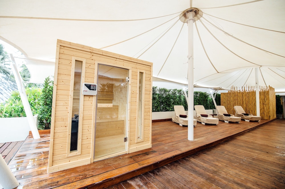 Nikki Beach Resort & Spa — photo 95
