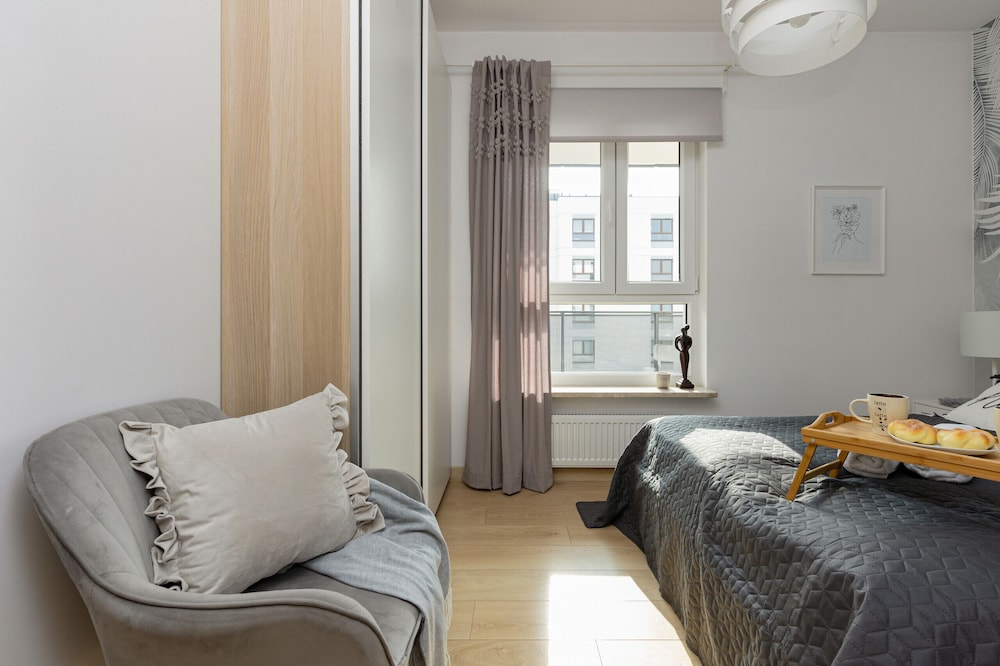 Warsaw Glebocka Apartment by Renters view 2