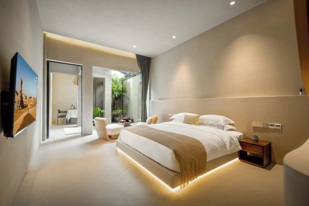 Jiangnanfu Bed and Breakfast