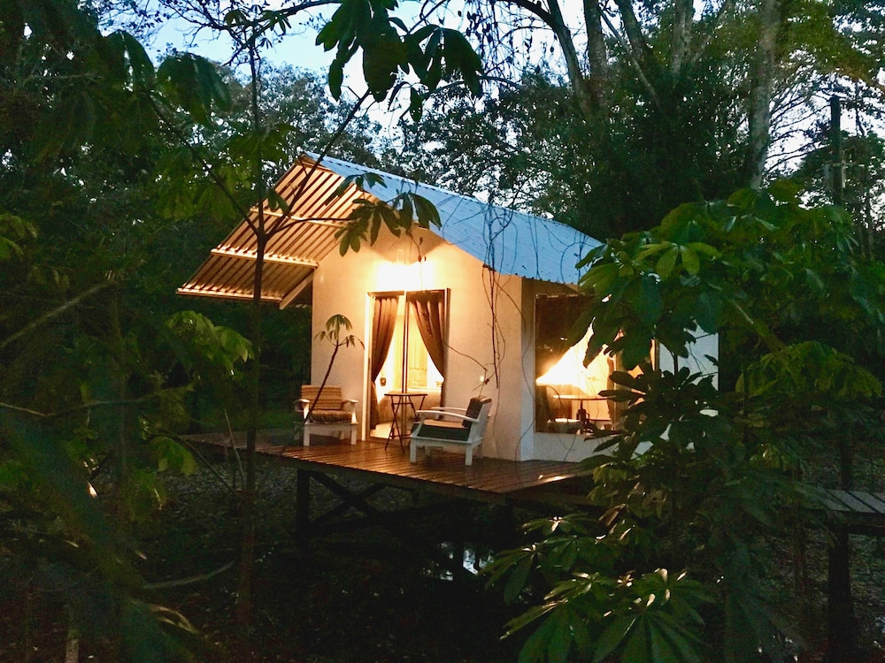 Dreamcatcher Eco Lodge - Adults Only