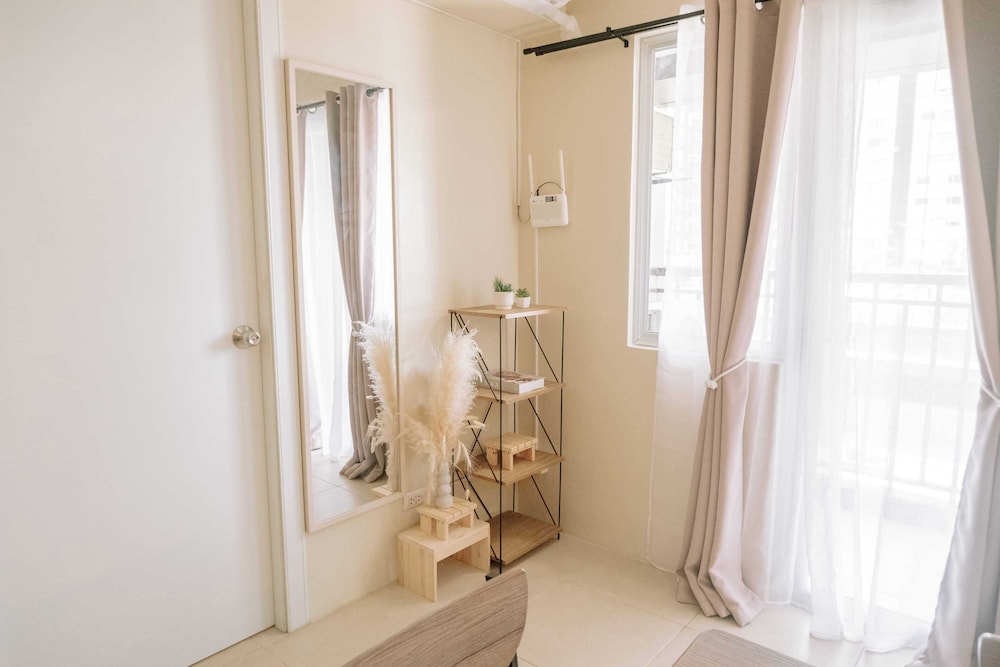 A Perfectly Chic Hideaway