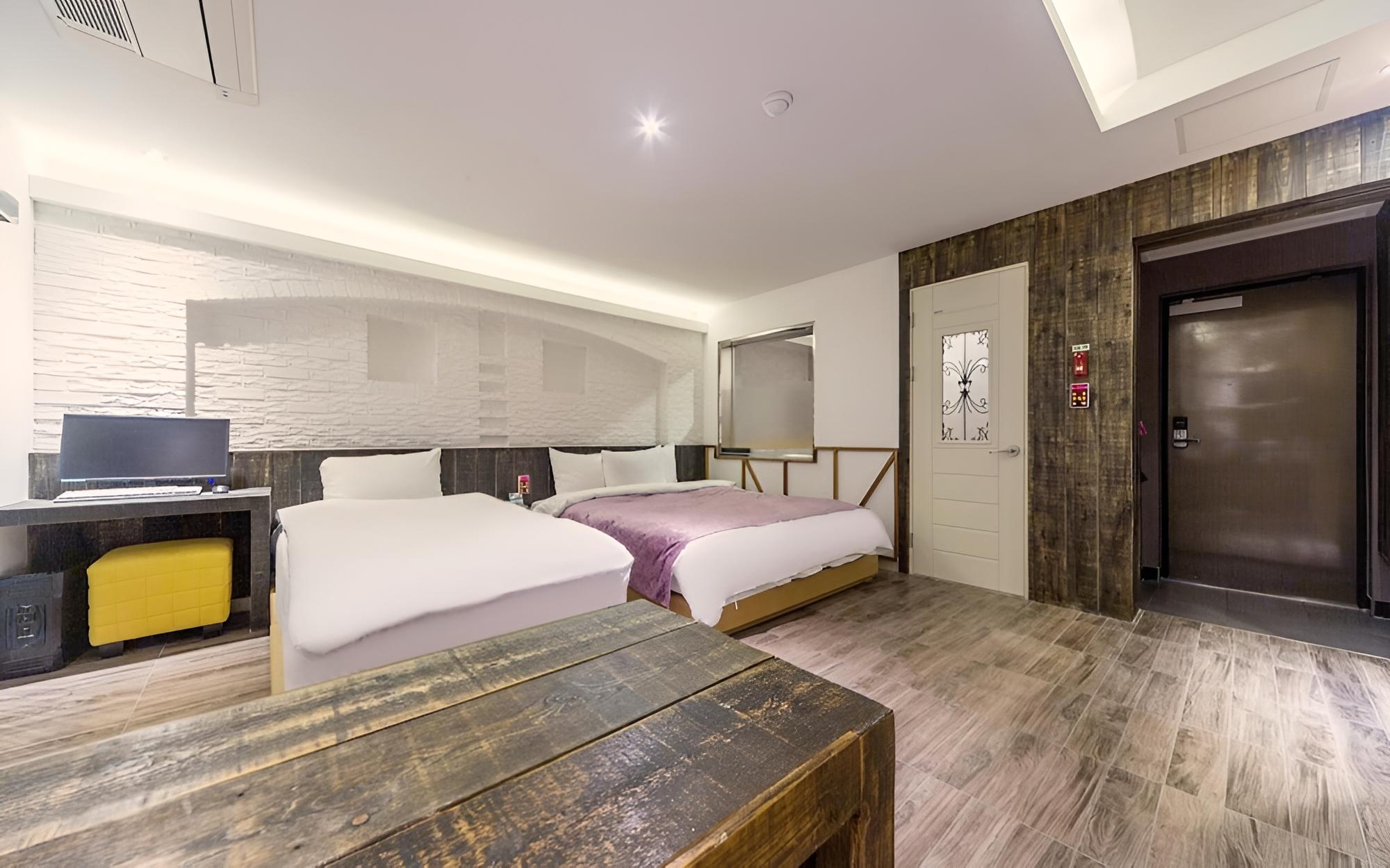 Daegu Sincheon Play & Stay Hotel view 2