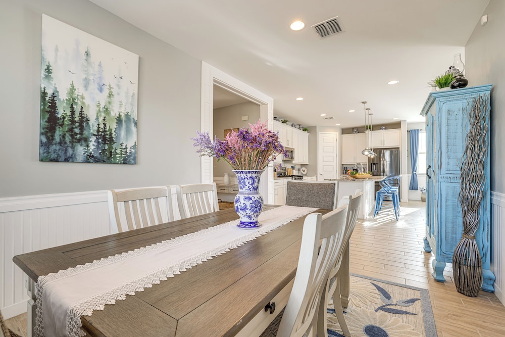 Covered Patio: Family-friendly Home in Casa Grande