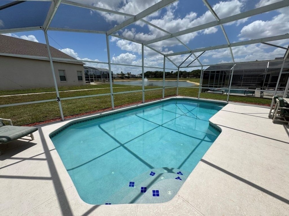 Lakeview Villa 5 Bedroom Home