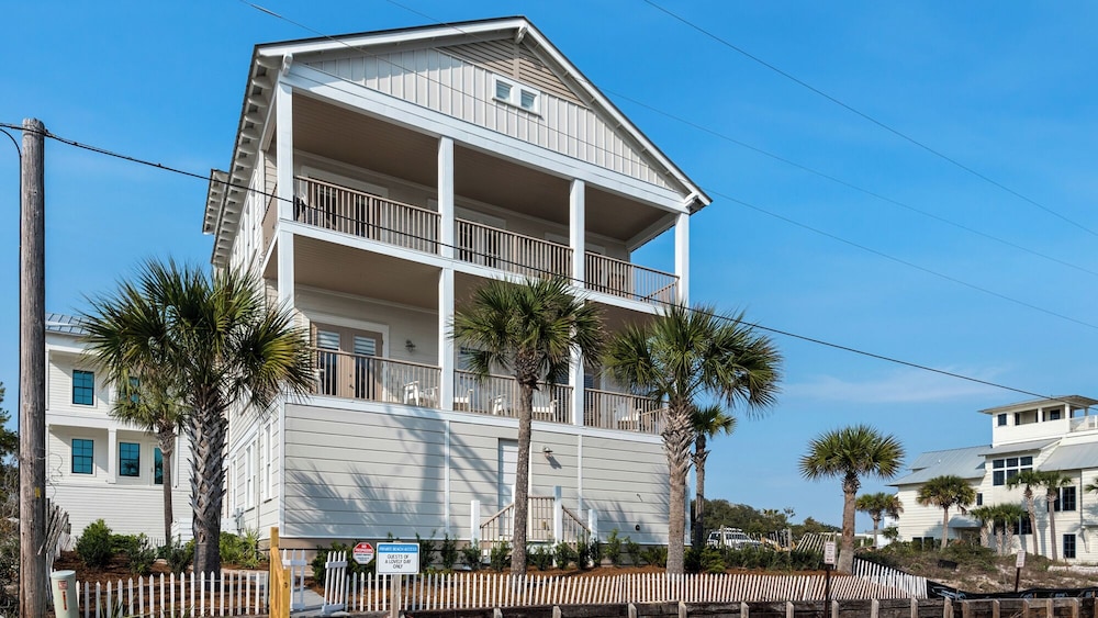 6br/5.5ba ~ Sleeps 20 ~ Perfect for Family Gateway!