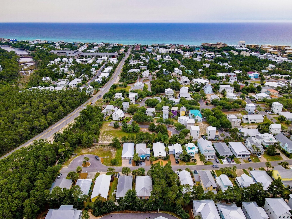 30A Dreamin' by Southern Vacation Rentals