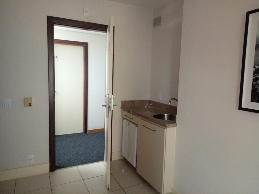 Flat pé na areia com vista internet e ar