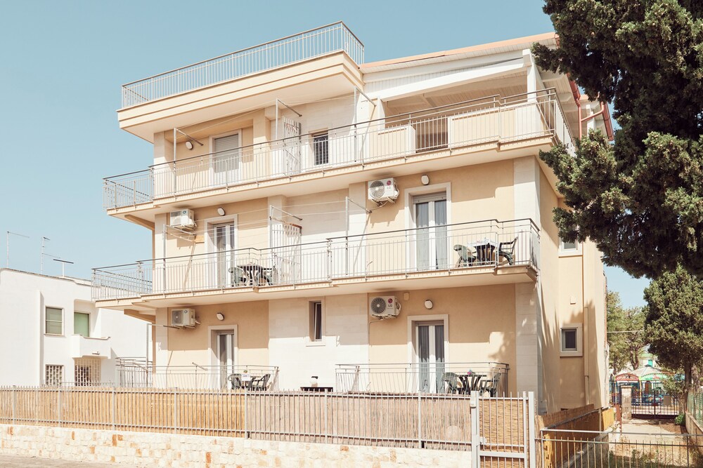 CASE VACANZA TORRE CANNE