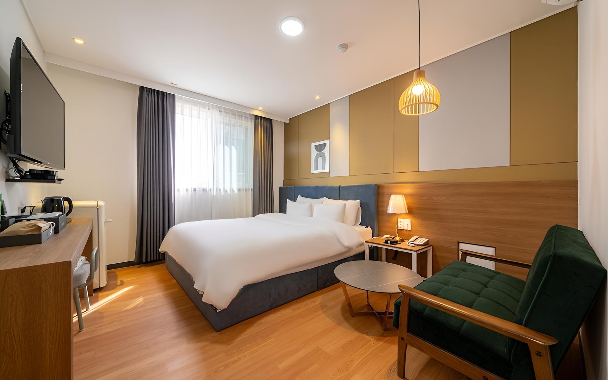 Tongyeong Hound Hotel Tongyeong Hangnam