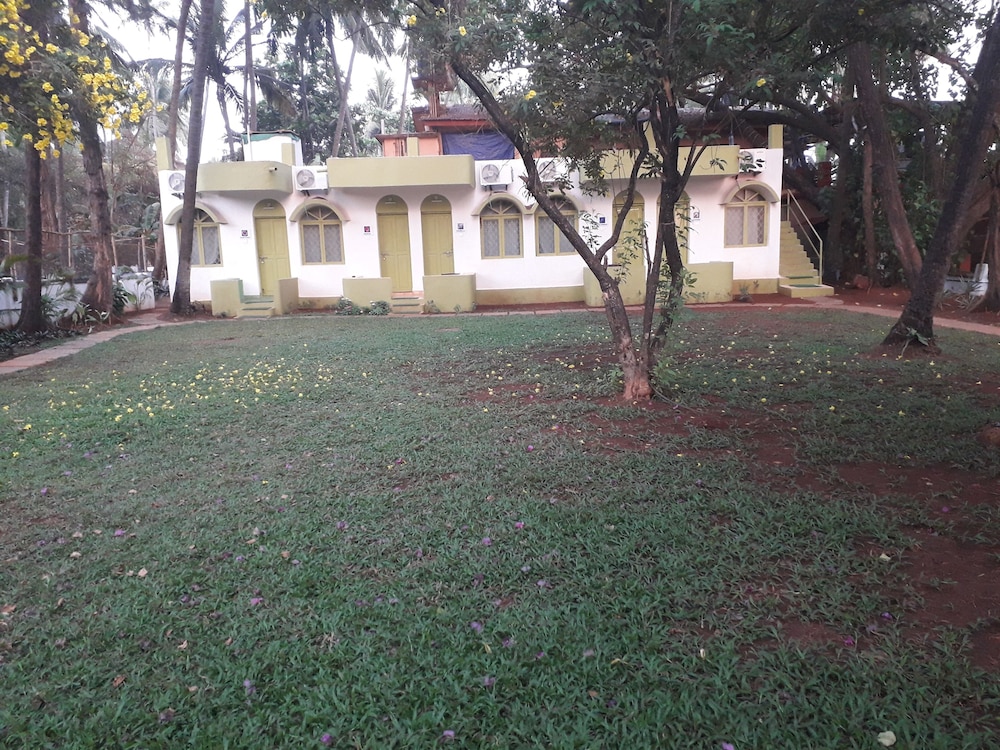 Photo 18
