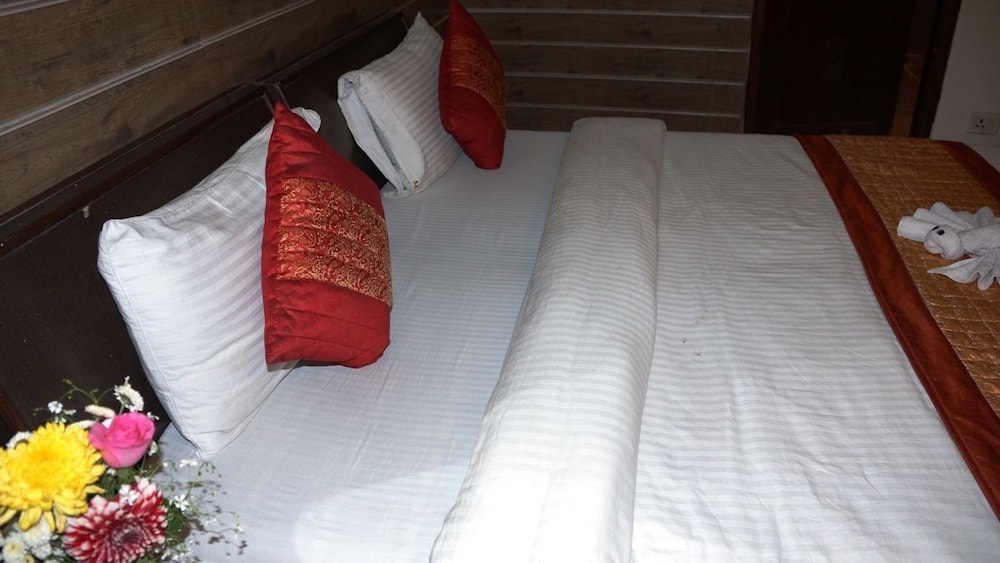 Maxfort Airport Hotel