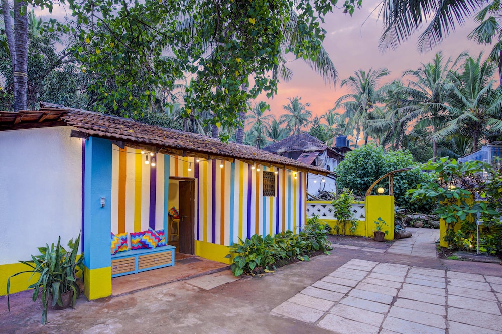 goSTOPS Lite Goa, Calangute