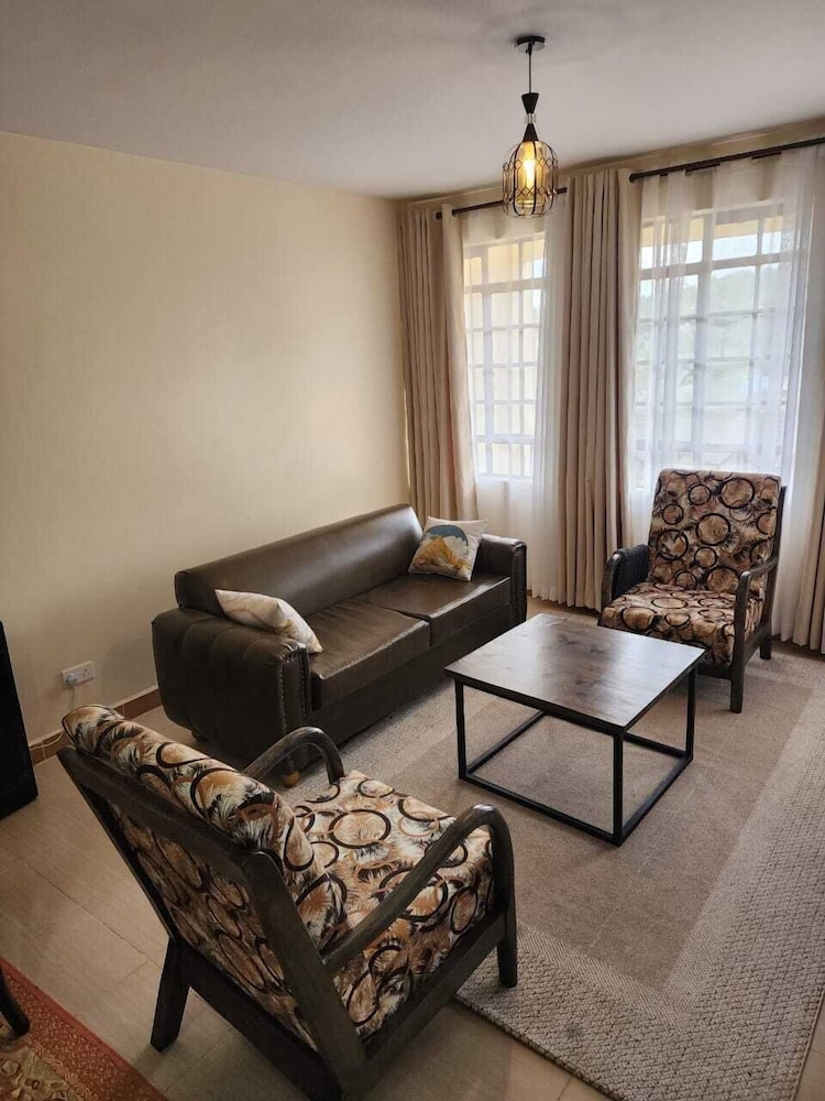 Lux Suites Ole Nairi Holiday Homes