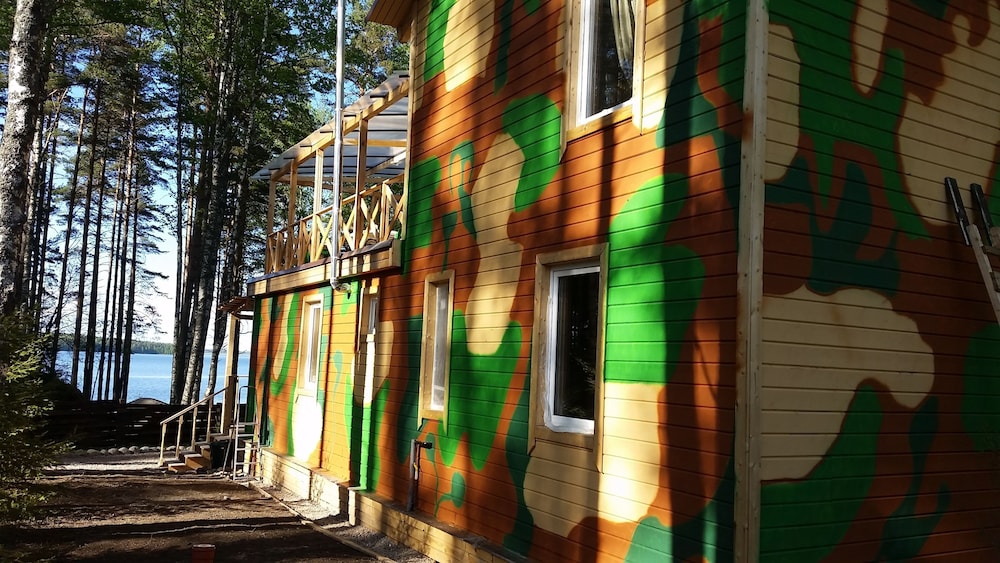 Black Fox Resort