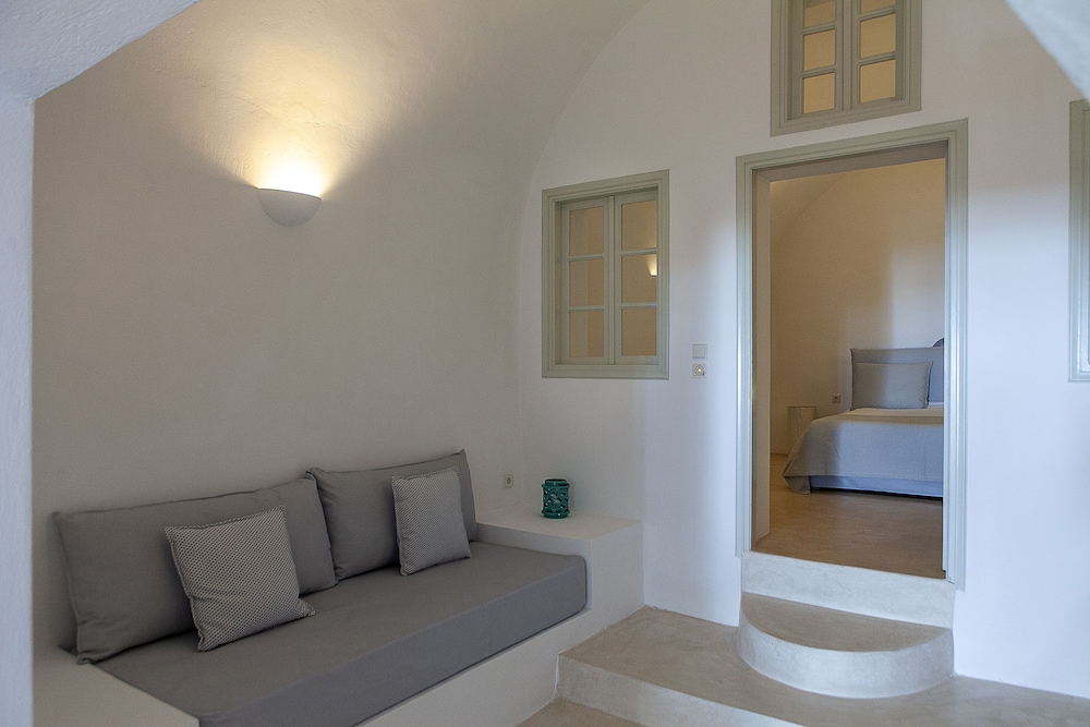 Radiant Santorini view 5