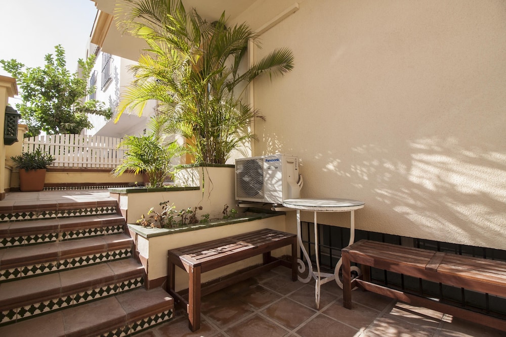 Tomas FreshApartments by Bossh Hotels