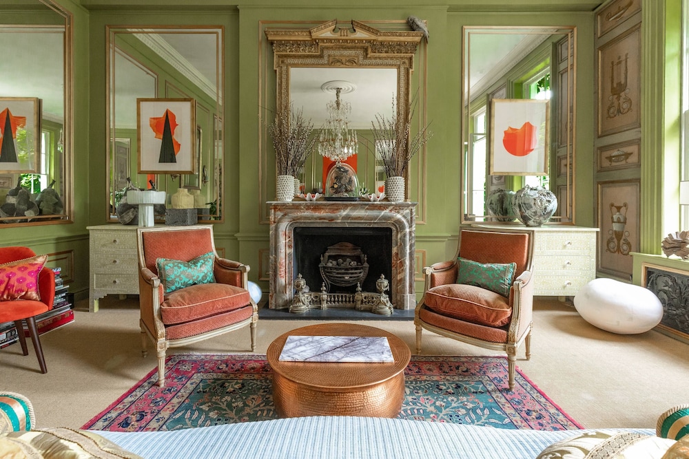 Penywern Road IV by Onefinestay